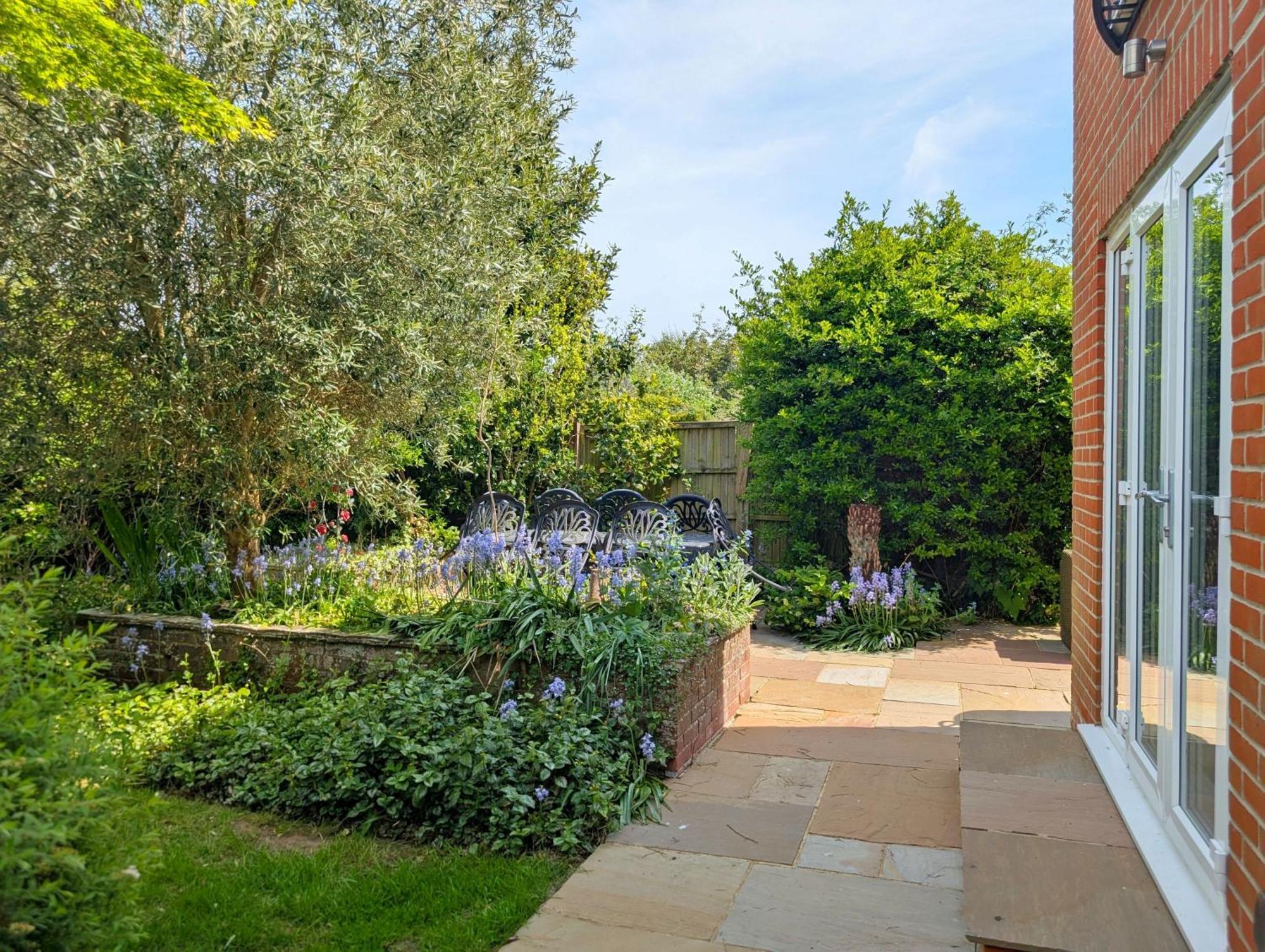Blacksmiths Cottage, Bosham Exterior photo
